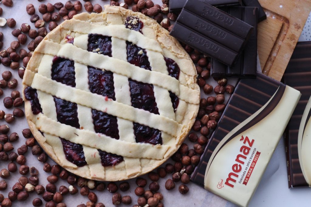 Američka pita sa višnjama i Menaž čokoladom