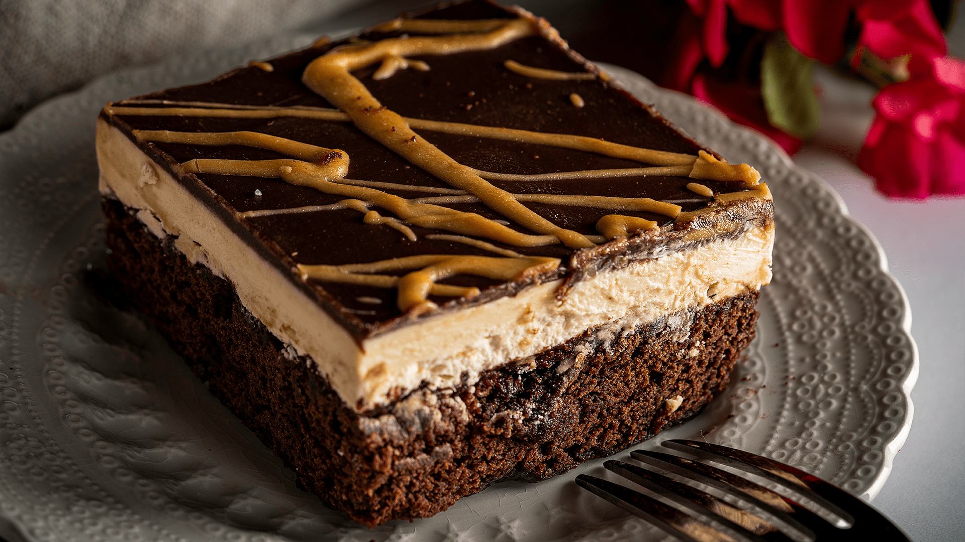Brownie sa kikiriki puterom i čokoladom