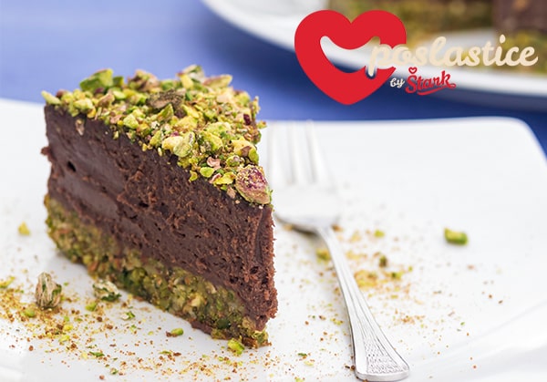 Veganska torta od šargarepa i pistacija
